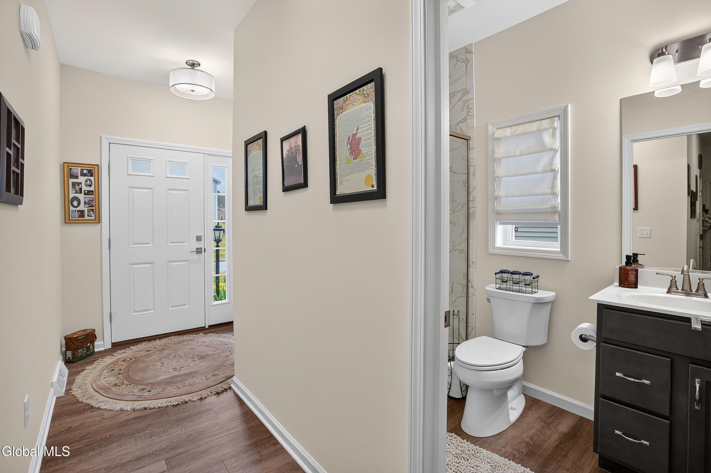 16 Joshua Place Glenmont NY 12077