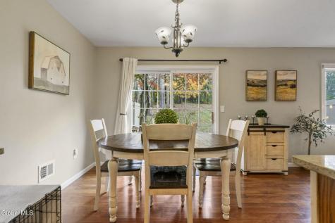 3016 Fern Court Schenectady NY 12303