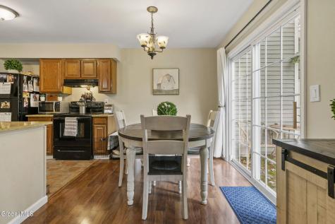 3016 Fern Court Schenectady NY 12303