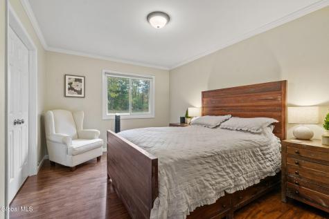 3016 Fern Court Schenectady NY 12303