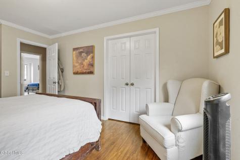 3016 Fern Court Schenectady NY 12303