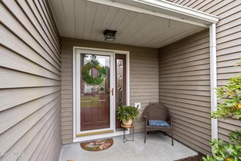 3016 Fern Court Schenectady NY 12303