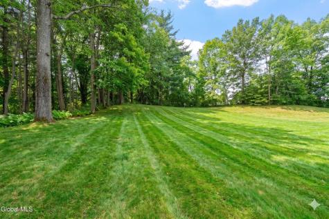 3016 Fern Court Schenectady NY 12303