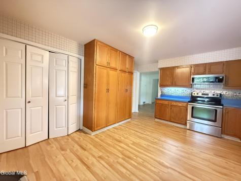 175 Hague Boulevard Glenmont NY 12077