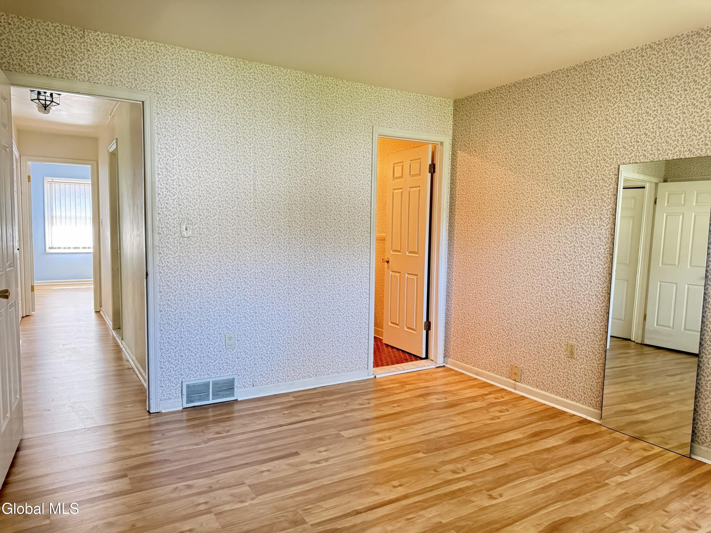 175 Hague Boulevard Glenmont NY 12077