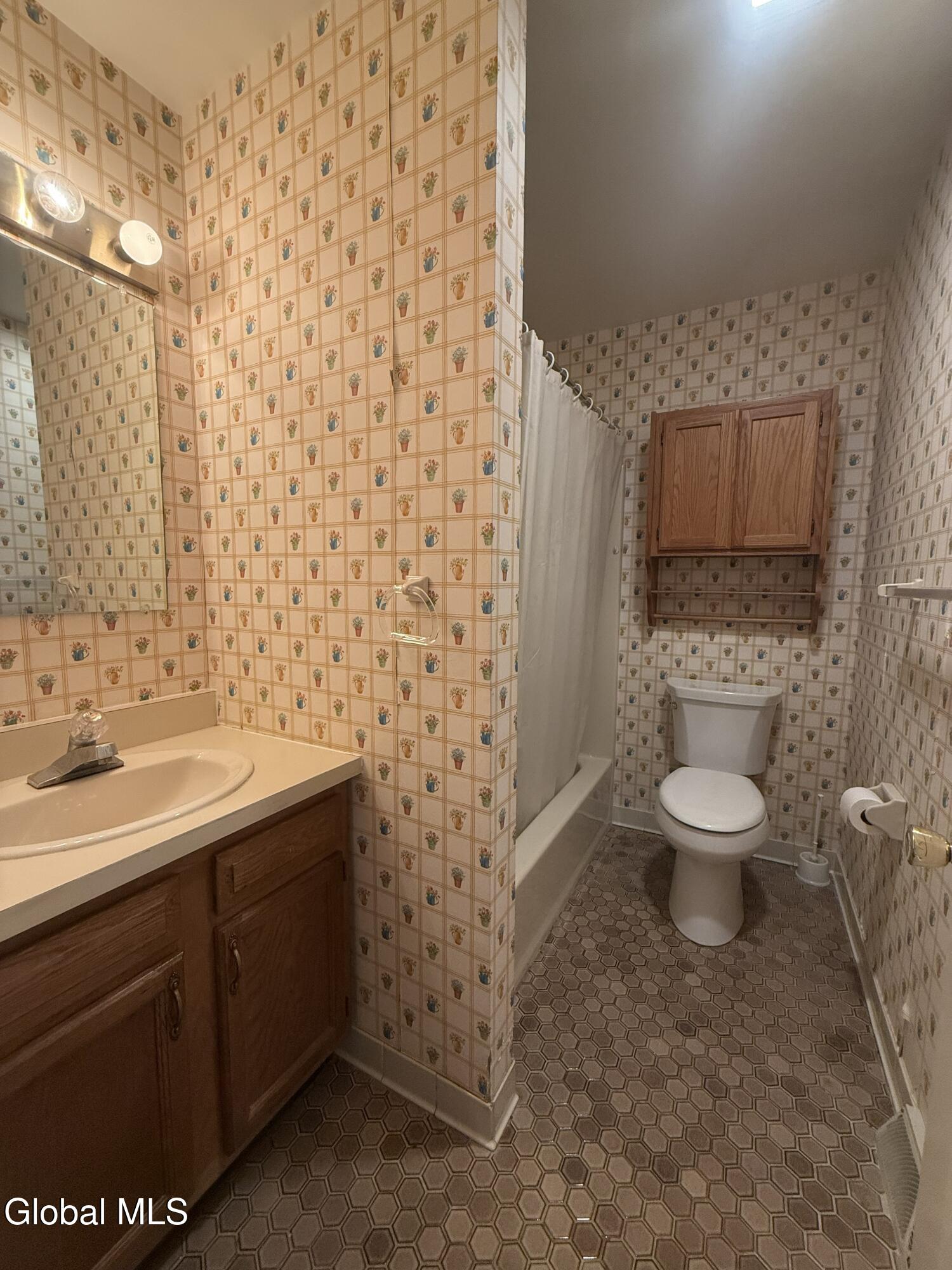 175 Hague Boulevard Glenmont NY 12077
