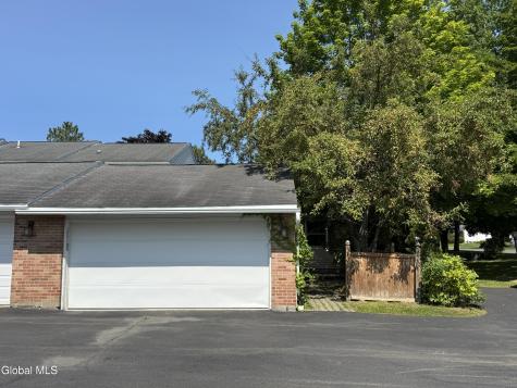 175 Hague Boulevard Glenmont NY 12077