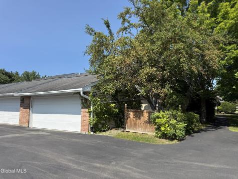 175 Hague Boulevard Glenmont NY 12077