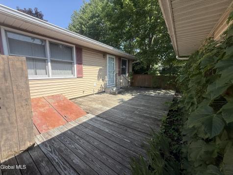 175 Hague Boulevard Glenmont NY 12077
