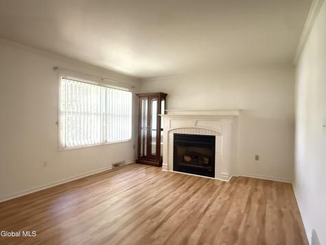 175 Hague Boulevard Glenmont NY 12077