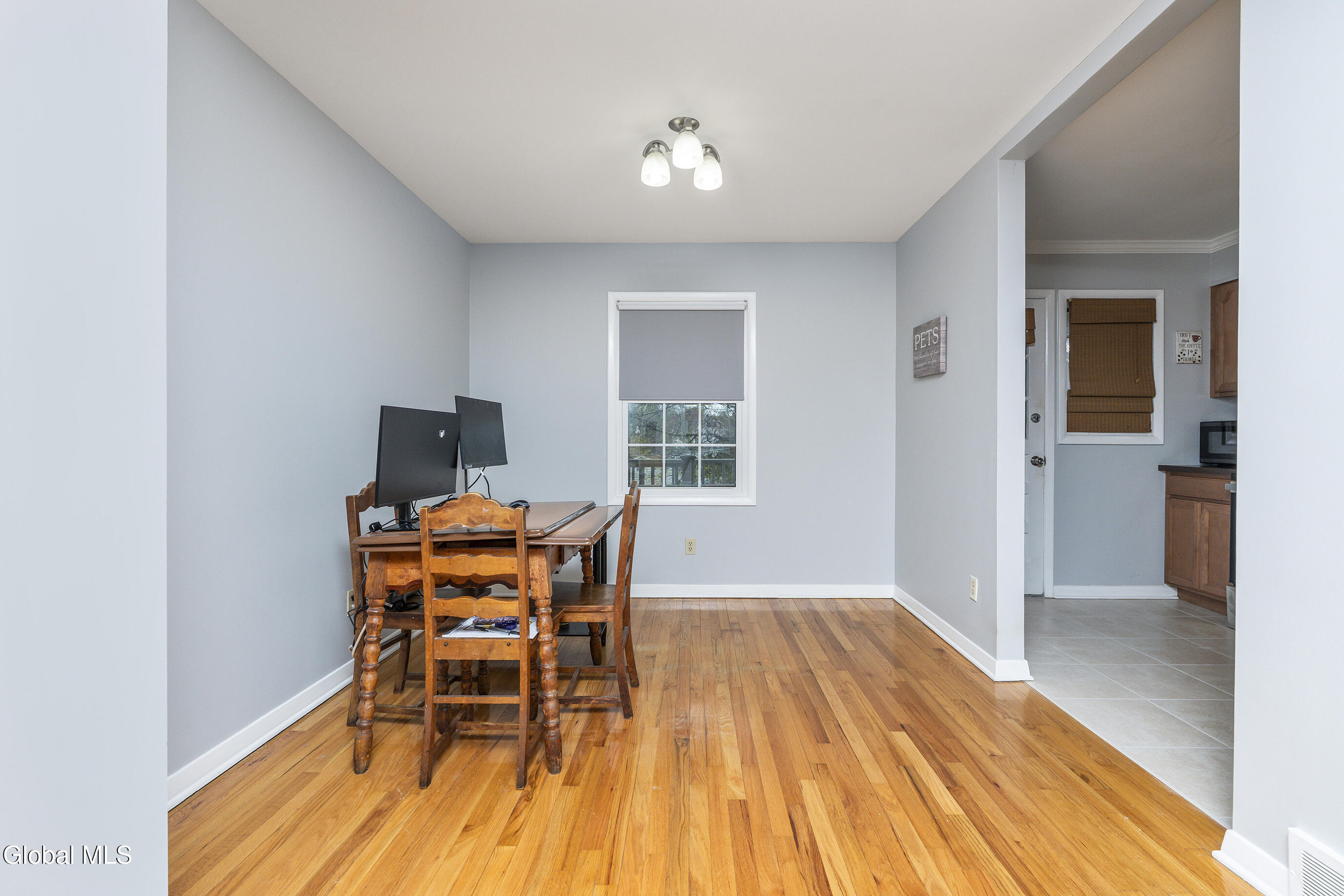 7 Regina Delmar NY 12054