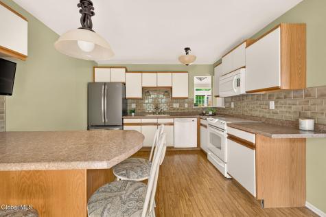 3B Tupelo Drive Clifton Park NY 12065