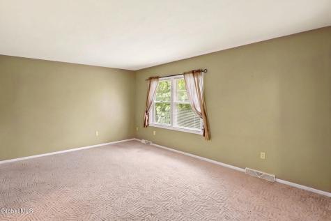 3B Tupelo Drive Clifton Park NY 12065
