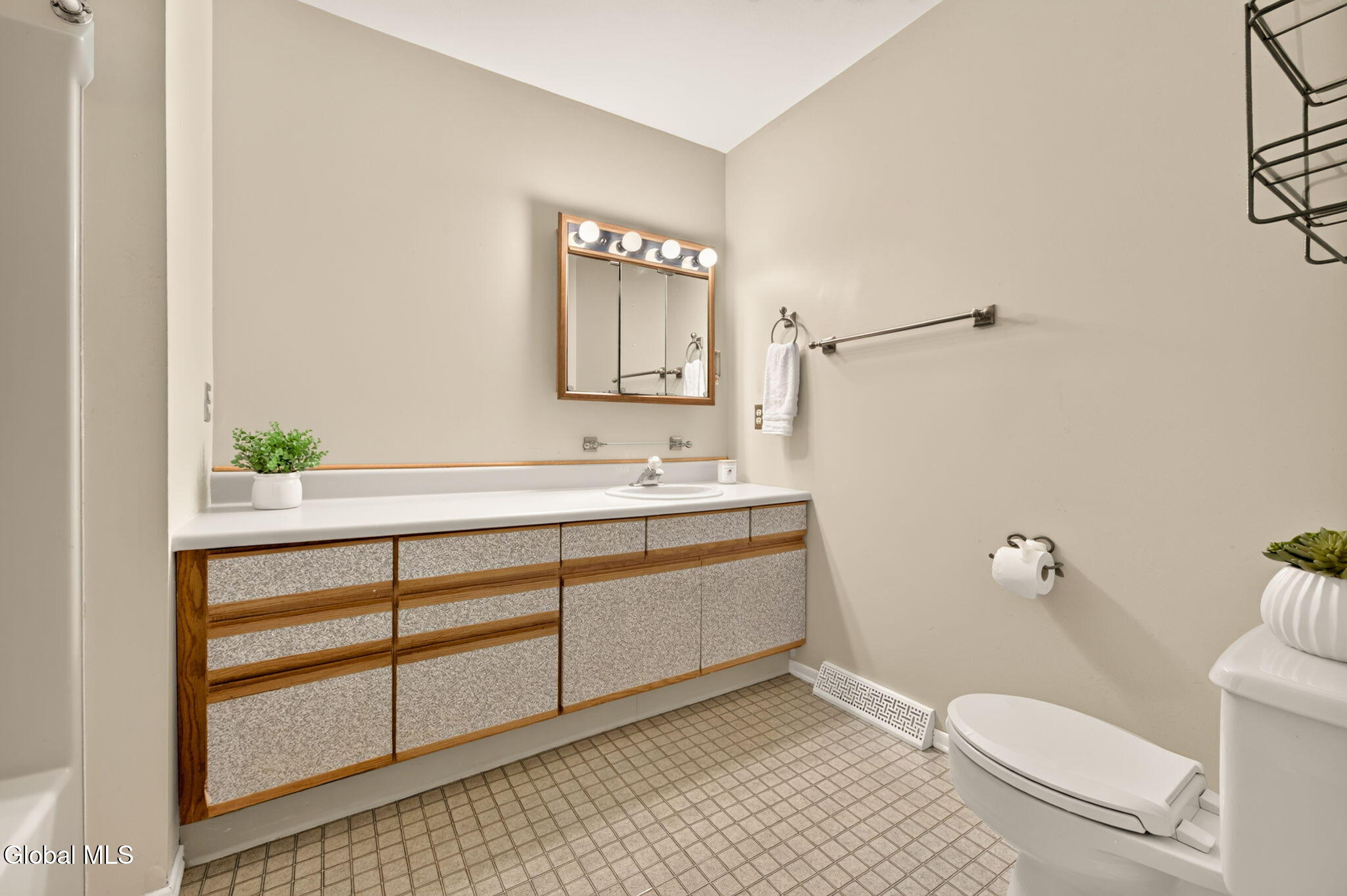 3B Tupelo Drive Clifton Park NY 12065