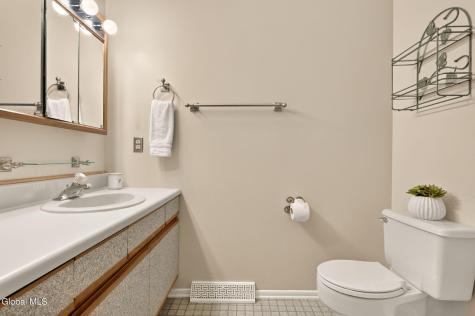 3B Tupelo Drive Clifton Park NY 12065