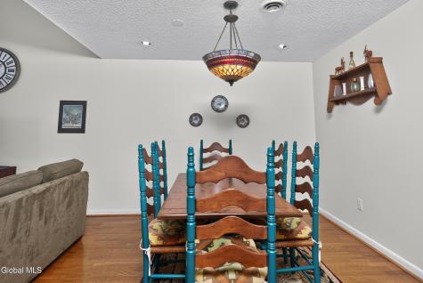 38 Lyon Court Queensbury NY 12804