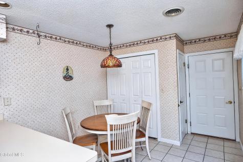 38 Lyon Court Queensbury NY 12804