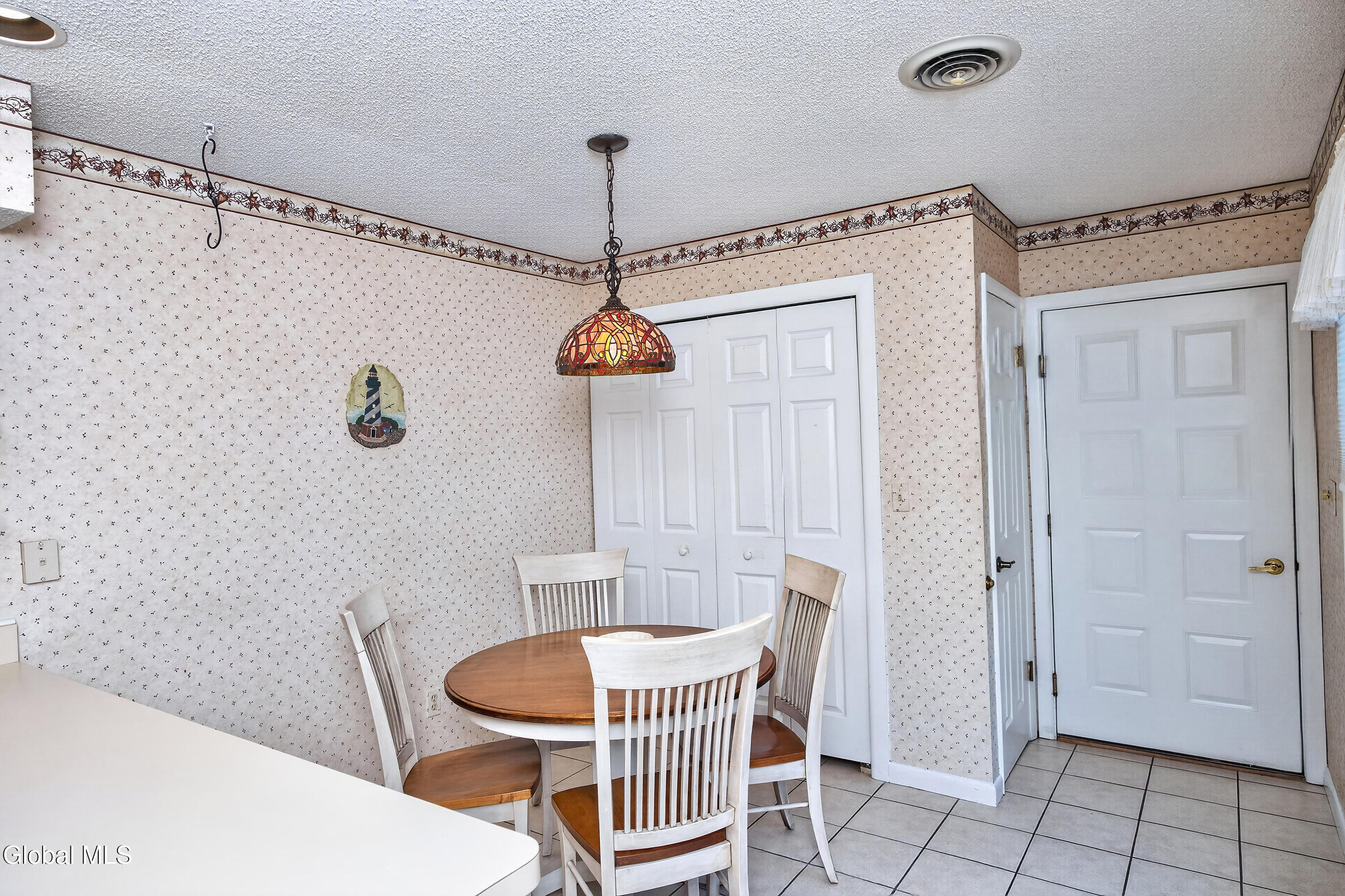 38 Lyon Court Queensbury NY 12804