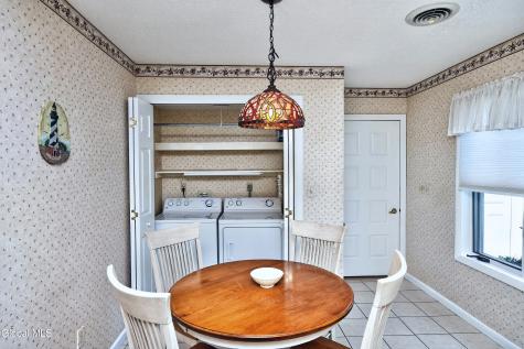 38 Lyon Court Queensbury NY 12804