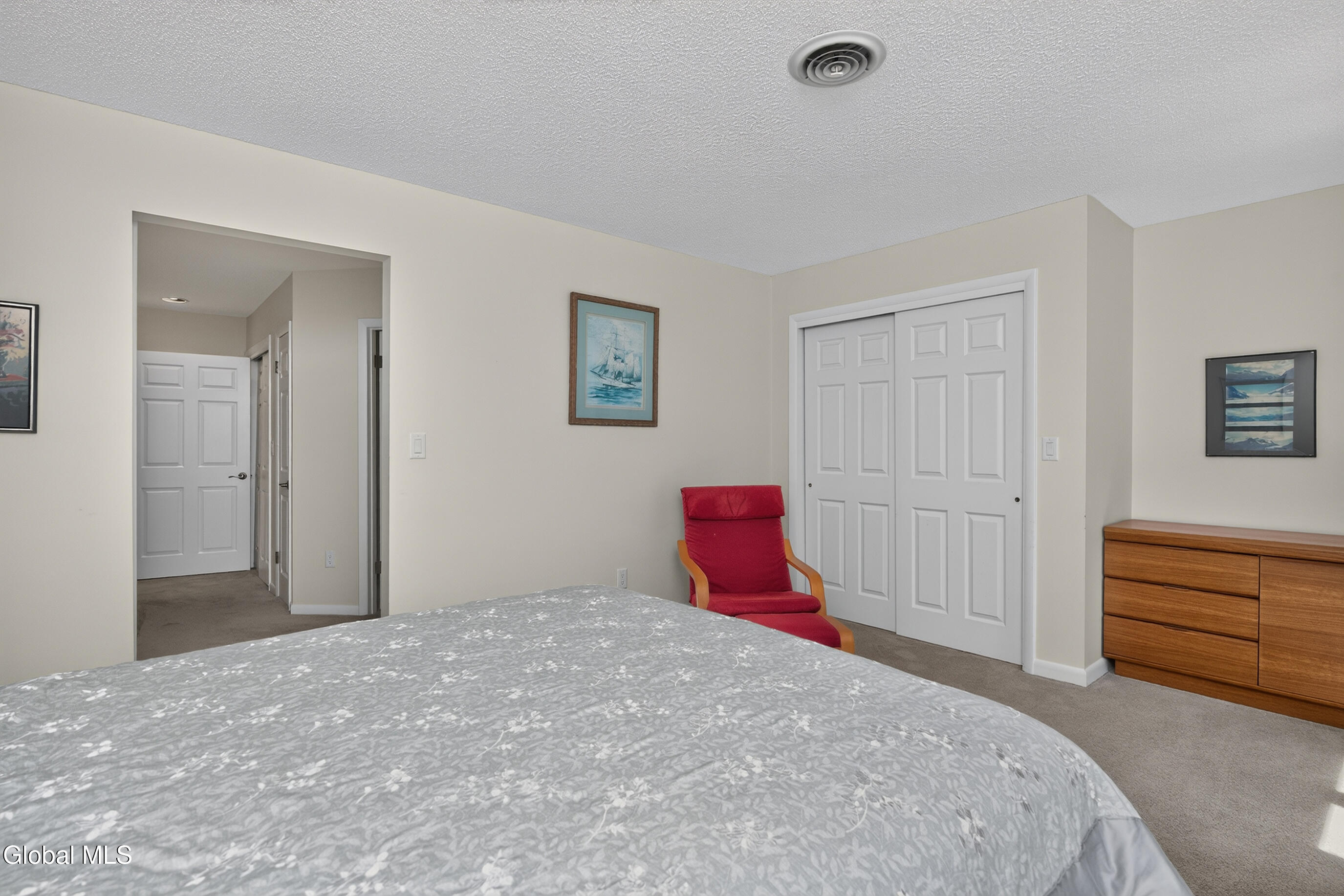 38 Lyon Court Queensbury NY 12804