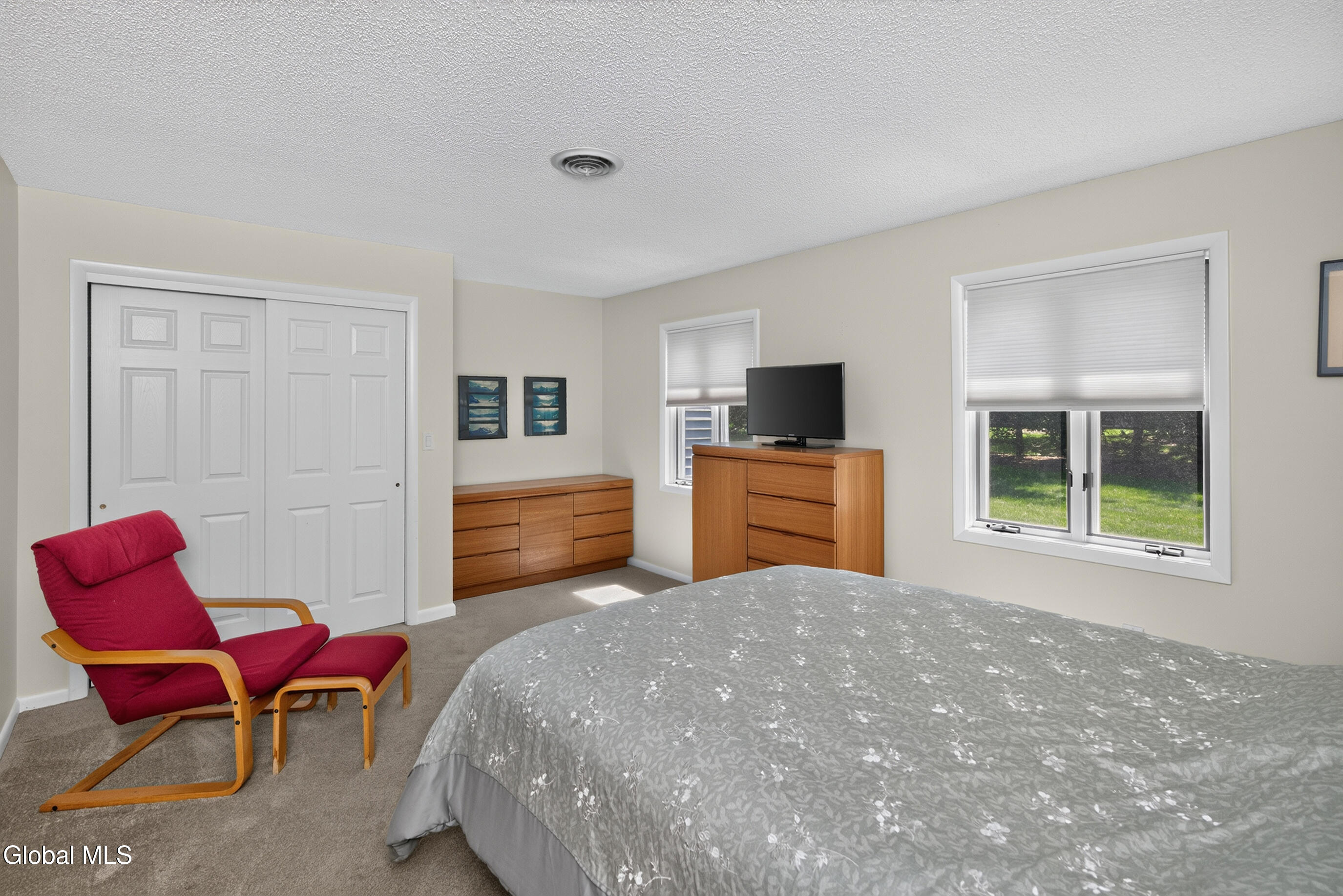 38 Lyon Court Queensbury NY 12804