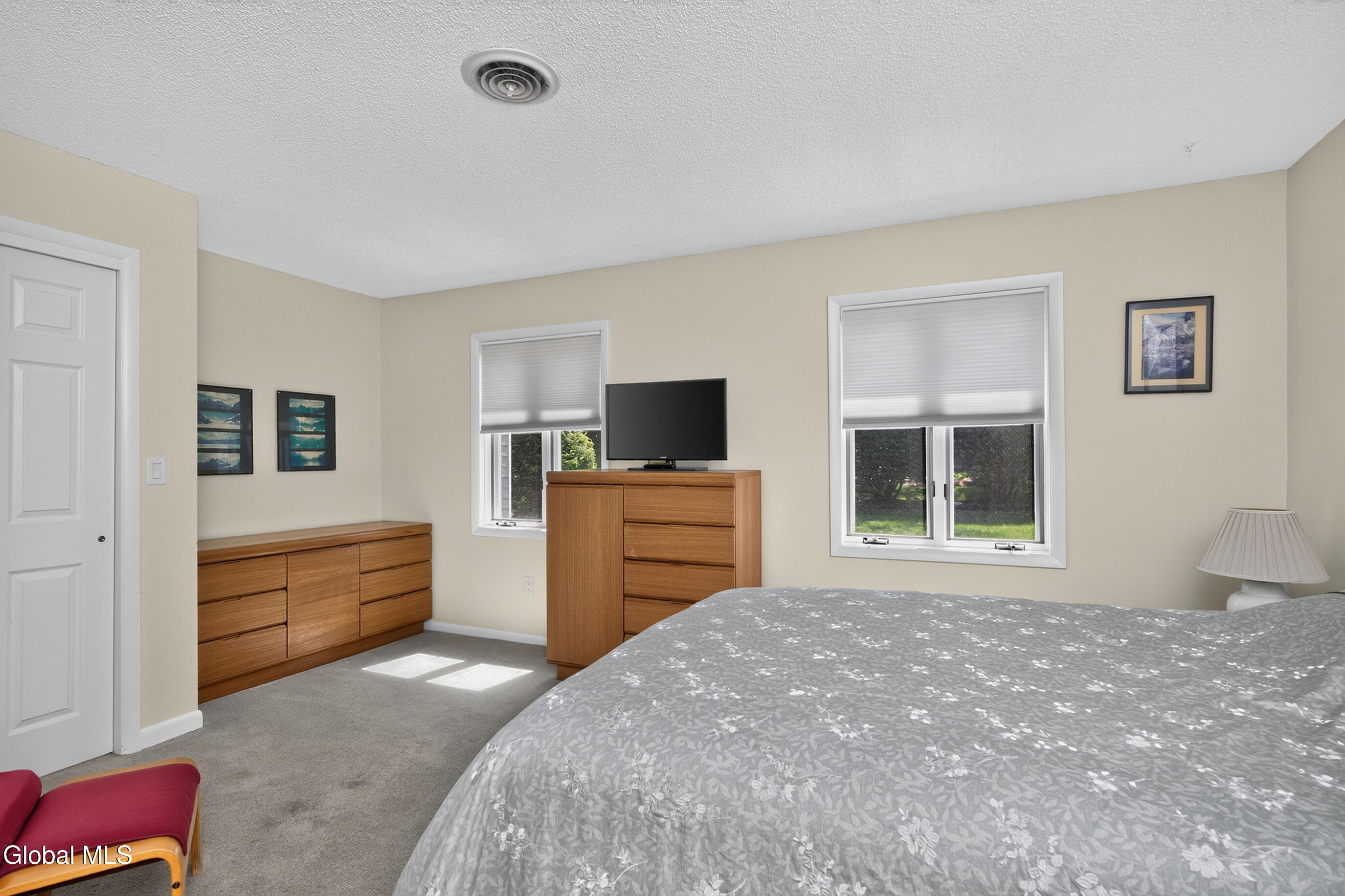 38 Lyon Court Queensbury NY 12804