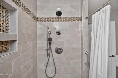 38 Lyon Court Queensbury NY 12804