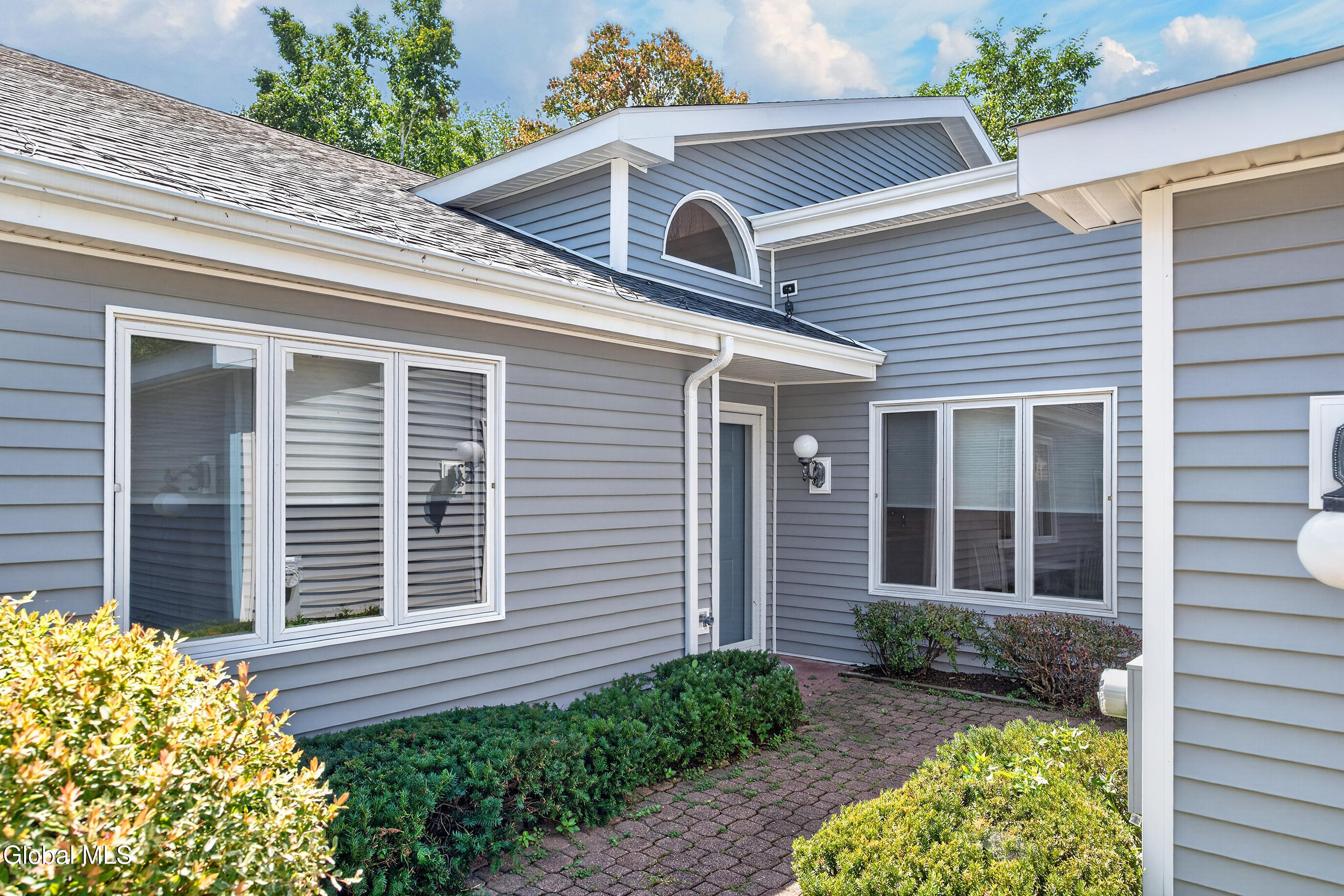 38 Lyon Court Queensbury NY 12804