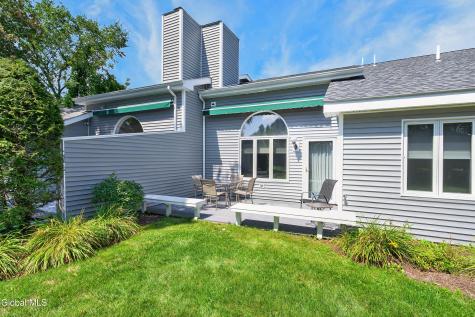 38 Lyon Court Queensbury NY 12804