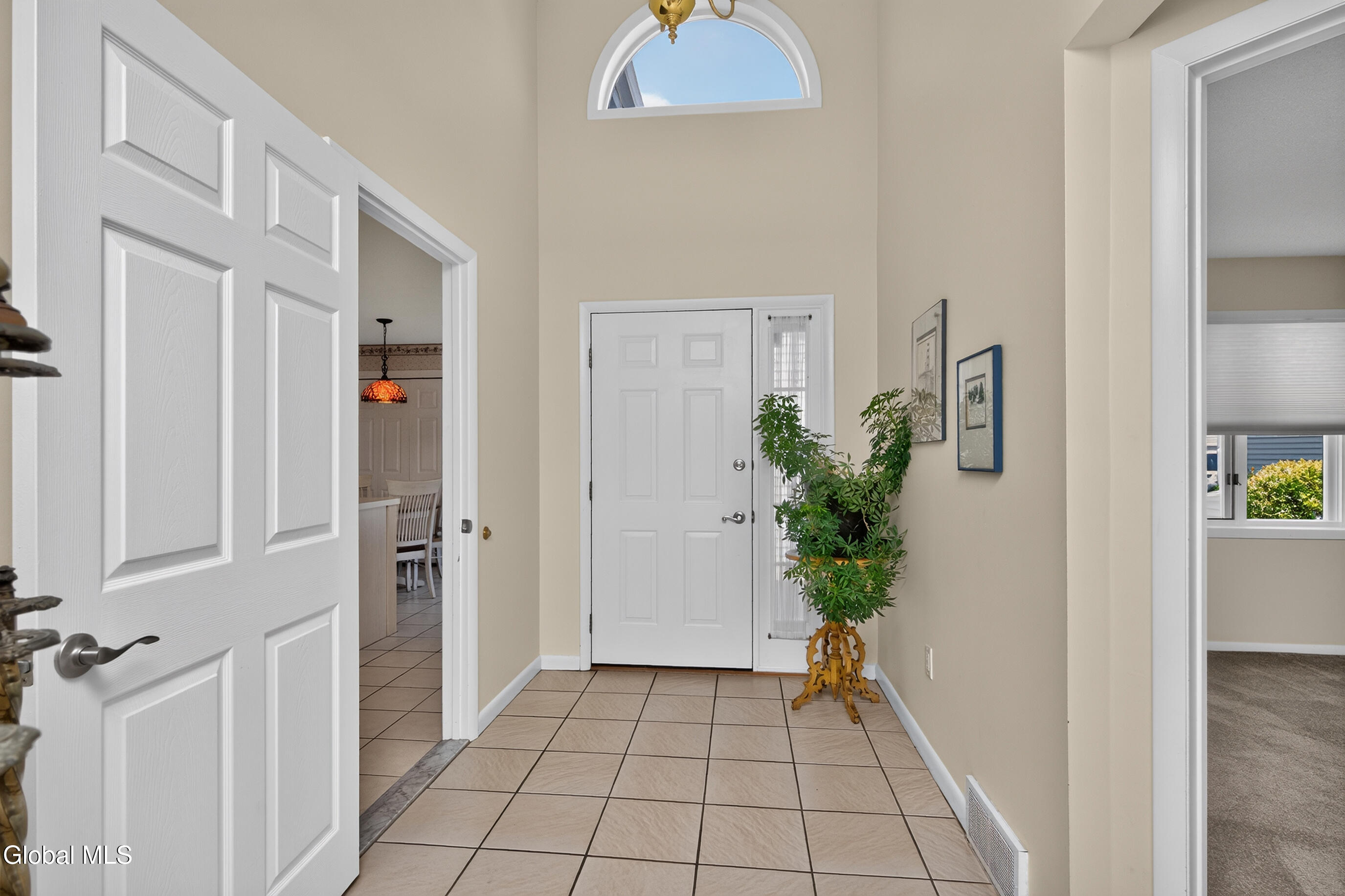 38 Lyon Court Queensbury NY 12804