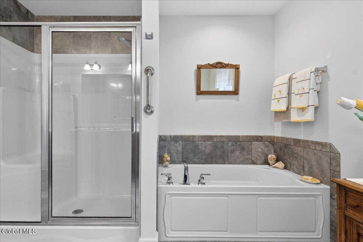 21 Hillman Loop Round Lake NY 12151