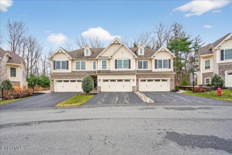 21 Hillman Loop Round Lake NY 12151
