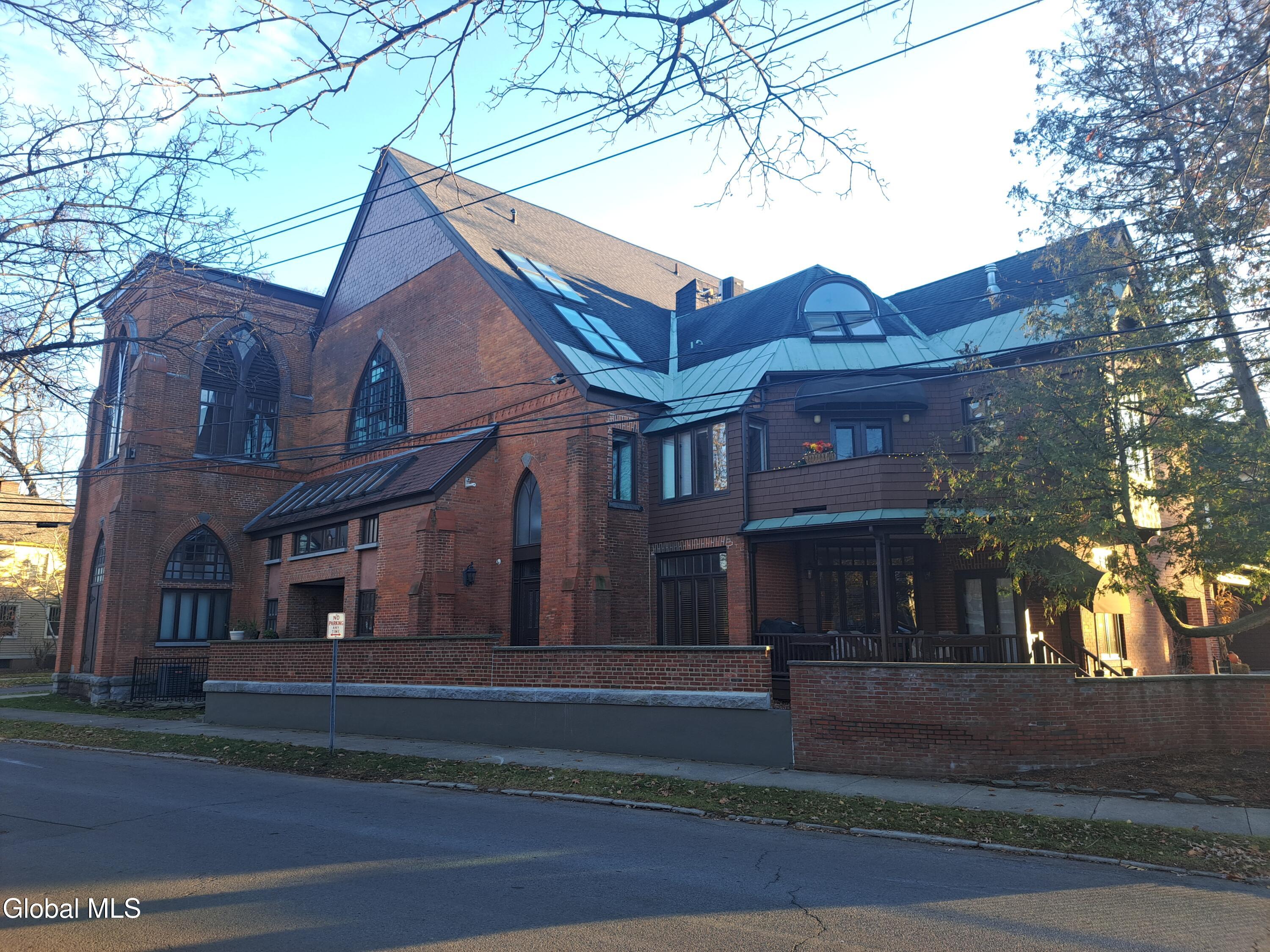 106 Spring St Street Saratoga Springs NY 12866