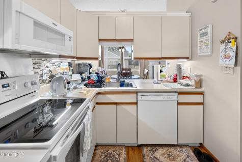 103 Greenwich Drive Albany NY 12203