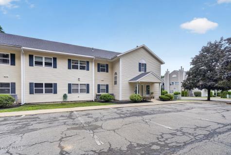 103 Greenwich Drive Albany NY 12203
