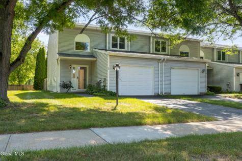 14 Tompion Lane Saratoga Springs NY 12866