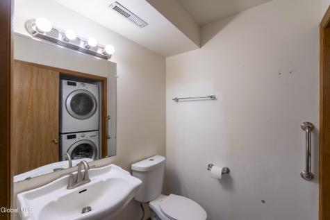 14 Tompion Lane Saratoga Springs NY 12866