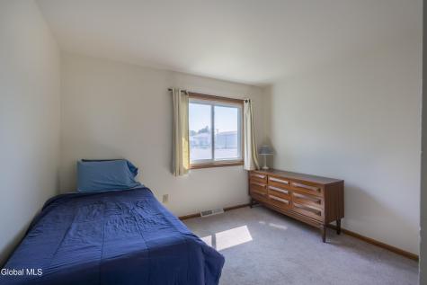 14 Tompion Lane Saratoga Springs NY 12866