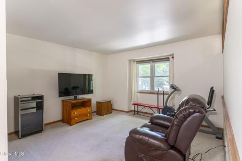 14 Tompion Lane Saratoga Springs NY 12866