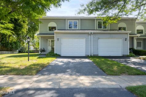 14 Tompion Lane Saratoga Springs NY 12866