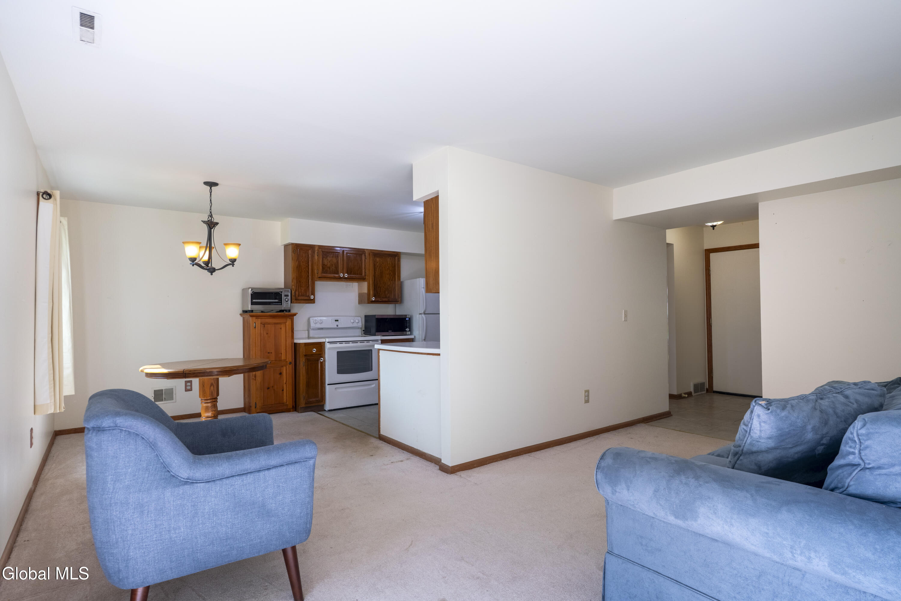 14 Tompion Lane Saratoga Springs NY 12866