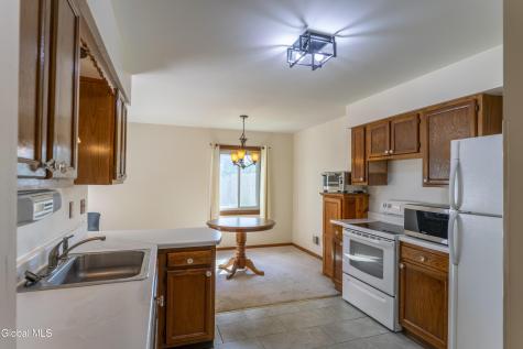 14 Tompion Lane Saratoga Springs NY 12866