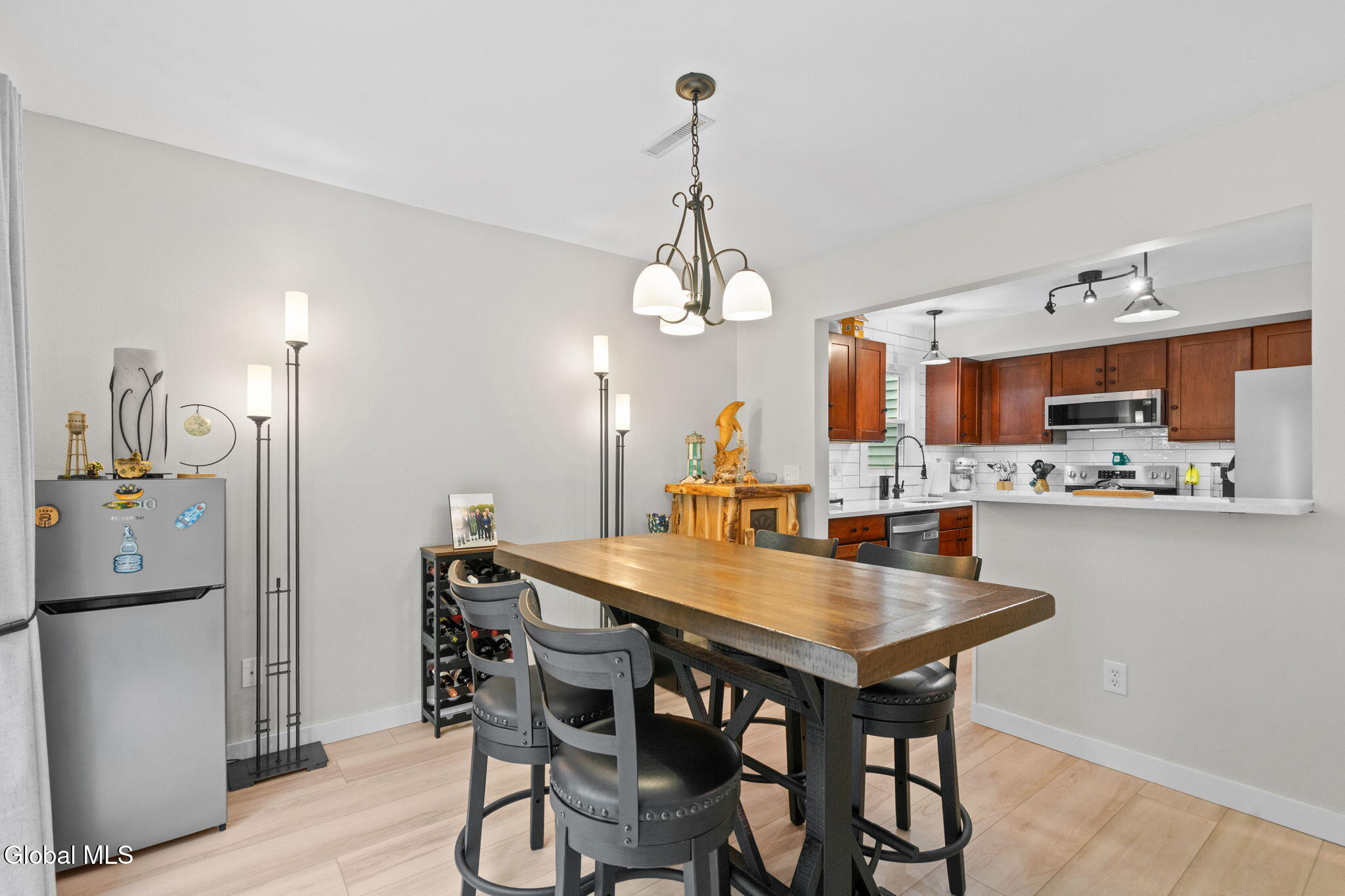 9 Old Mill Lane Queensbury NY 12804