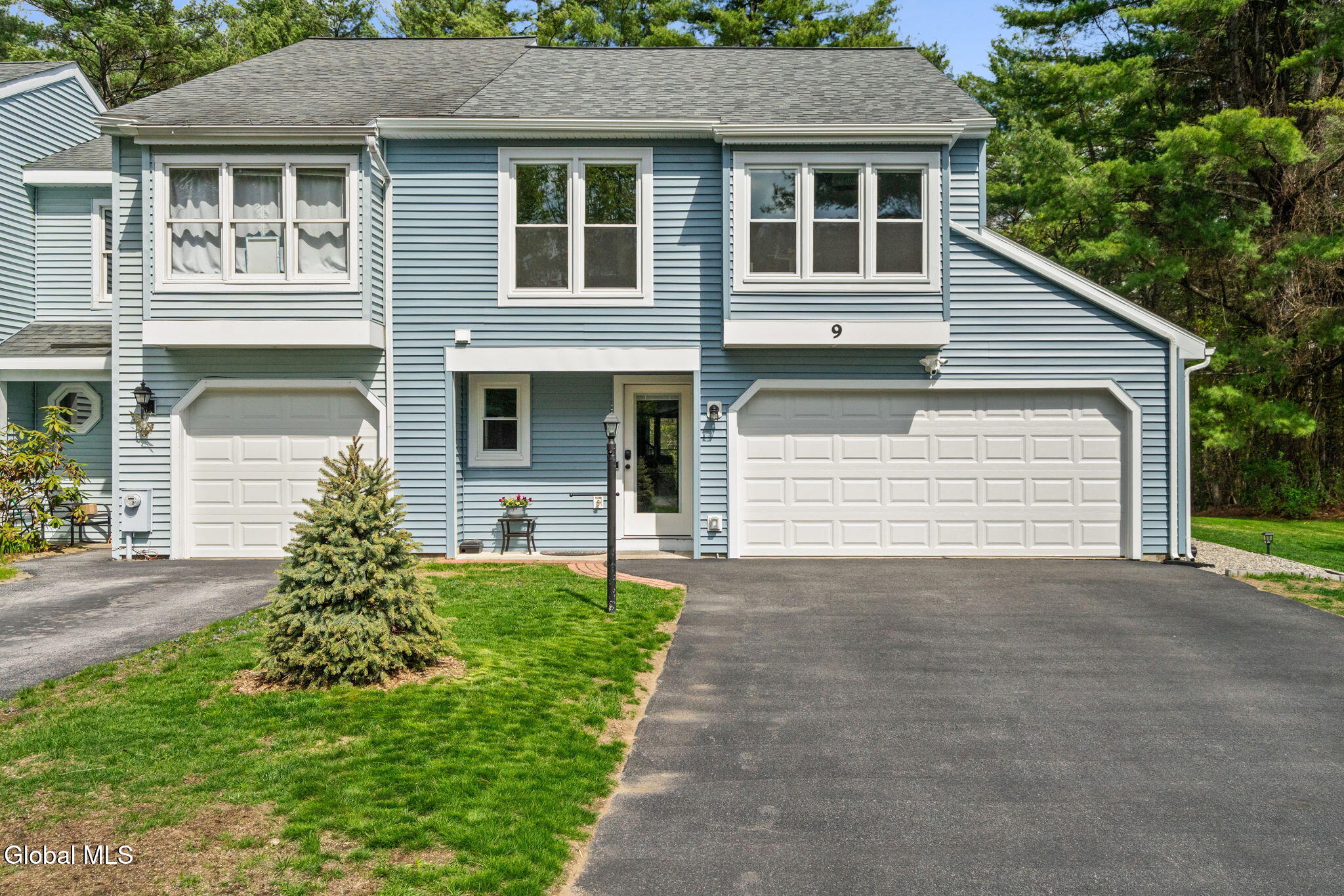 9 Old Mill Lane Queensbury NY 12804