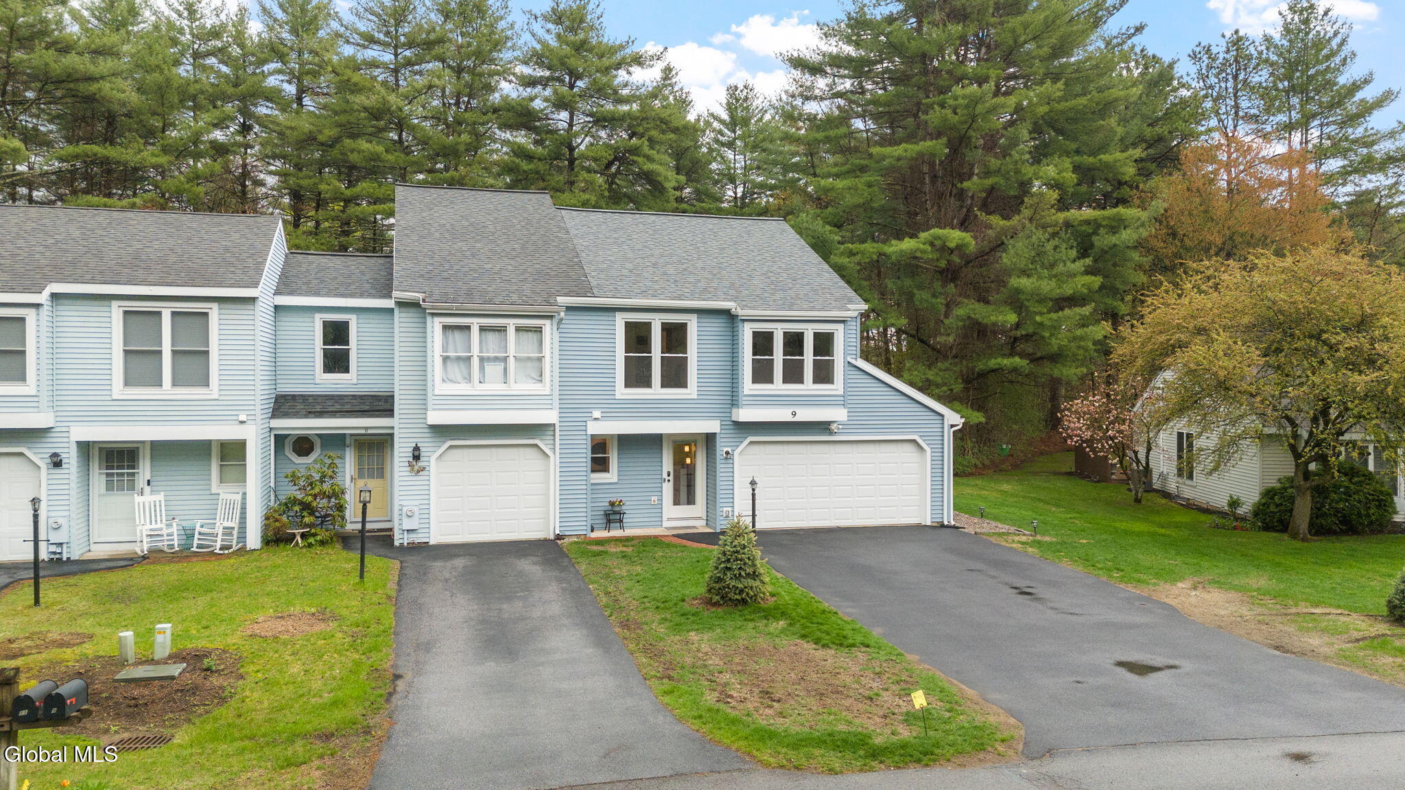 9 Old Mill Lane Queensbury NY 12804