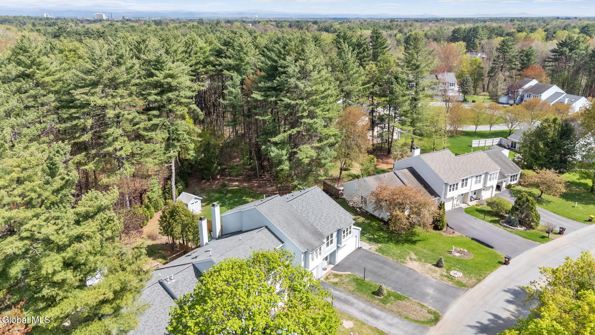 9 Old Mill Lane Queensbury NY 12804