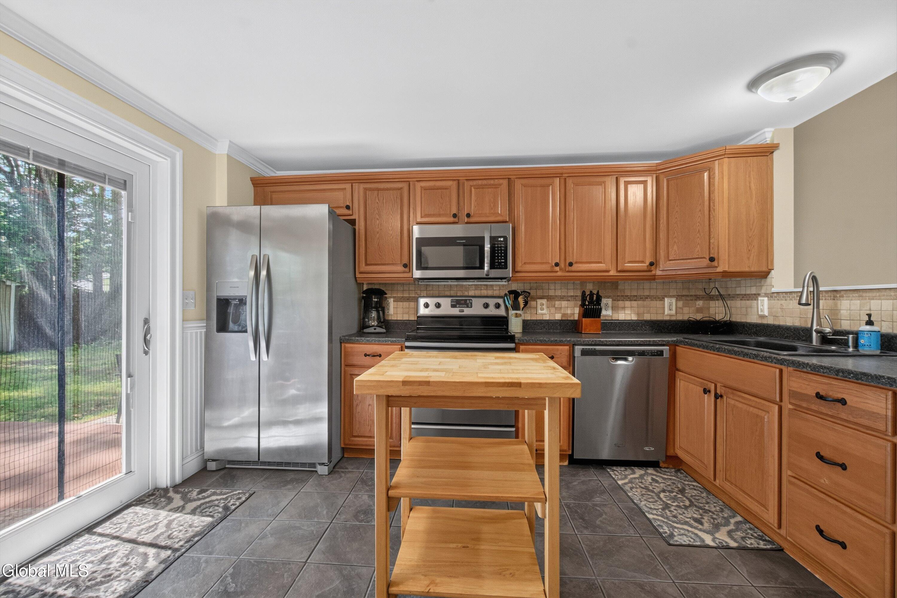 34 Pepperbush Place Malta NY 12020