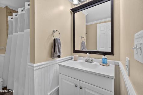 34 Pepperbush Place Malta NY 12020