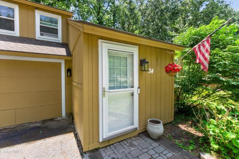 34 Pepperbush Place Malta NY 12020