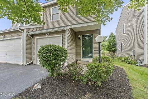 147 Harvard Road Watervliet NY 12189